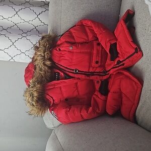 DKNY Big Girls Hooded Bubble Jacket with Faux-Fur Trim